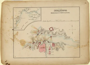 Plano de Sebastopol con su rada y fortificaciones