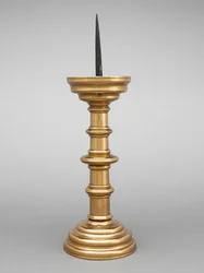 Candelabro de púas, principios del siglo XVI