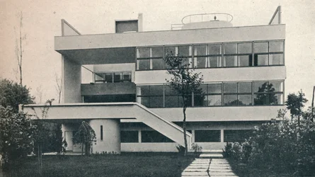 Casa Privada en Garches, cerca de París: Frente del Jardín. Arquitectos, Le Corbusier y Pierre Jeanneret