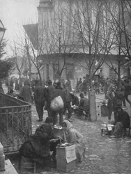 Escritores de cartas públicas en una calle de Constantinopla, 1913