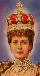 La reina Alejandra, consorte del rey Eduardo VII, en su coronación, 1902 1935