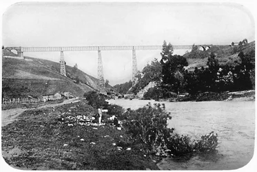 Puente ferroviario sobre el río Malleco, Araucanía, 1911
