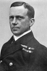 Contraalmirante Horace Hood, marinero británico, c1916