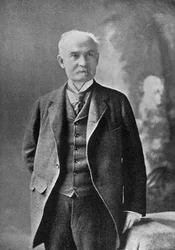 Robert Roberts Hitt, político estadounidense, 1898