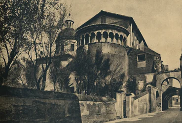 Roma - Clivus Scauri y Ábside de la Iglesia de SS. Giovanni y Paolo en la Colina Caeliana, 1910
