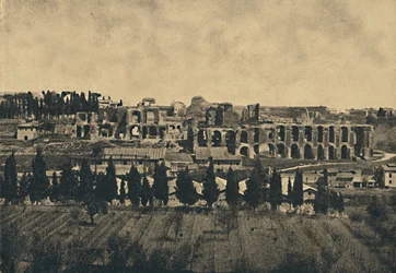 Roma - Grandes restos de las subestructuras del palacio de Septimio Severo