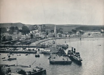 Rothesay - El embarcadero y la explanada, 1895
