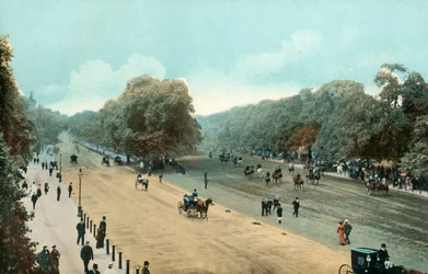 Rotten Row, Hyde Park, Londres, c1910