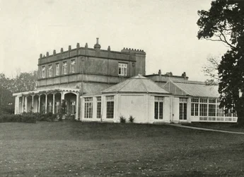 Royal Lodge, Windsor: La casa de campo de la familia real, 1937