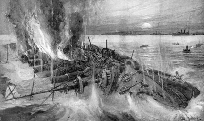 Crucero ruso hundiéndose en la Batalla de Cehmulpo, Guerra Ruso-Japonesa, 1904-5