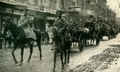 Columna de suministro rusa en Przemysl, marzo de 1915