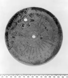 Partes de un reloj de sol portátil bizantino, c. AD 520