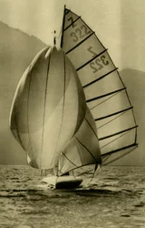 Navegando en el Attersee, Alta Austria, c1935