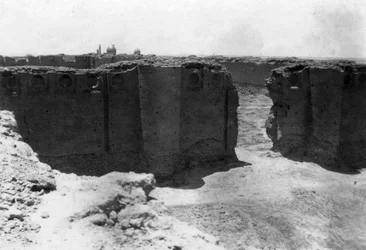 Ciudad de Samarra desde la torre Malwiya, Mesopotamia, 1918