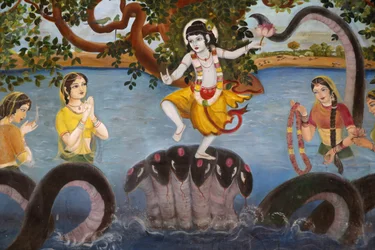 Escuela Sandipani Muni para niñas necesitadas dirigida por Food for Life Vrindavan. Vida del dios Krishna. India