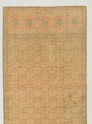 Faja con campo floral y paneles finales sobre un fondo dorado, 1700s