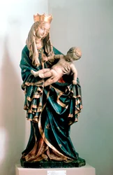 Schone Madonna, estatua pintada, de la Pfarrkirche, Bad Aussee, Austria