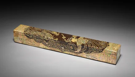 Caja de pergaminos con diseño de dragón y fénix, 1700s-1800s
