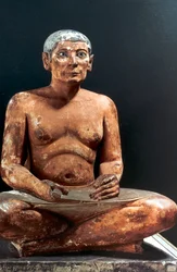 Escriba sentado, Antiguo Egipto, V Dinastía, 2498-2345 a.C.