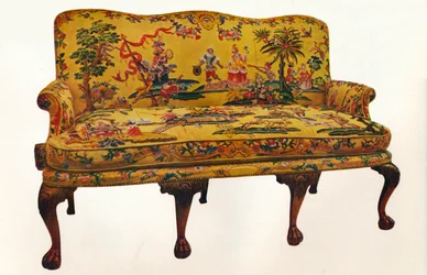 Sofá cubierto con bordado Chinoiserie de época, c. 1710
