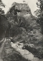 Sigiri, visto desde el sur, 1926