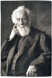 Sir William Huggins, astrónomo y astrofísico británico, finales del siglo XIX - principios del siglo XX