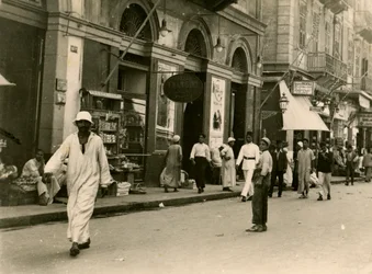 Calle de las Hermanas, Alejandría, Egipto, 1941
