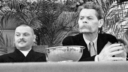 Político soviético Andrei Zhdanov y autor ruso Maxim Gorky, 1934