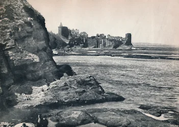 St. Andrews - El castillo, visto desde el sureste, 1895