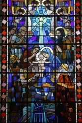 Vidriera en la iglesia católica Notre Dame du Rosaire: Natividad, Saint-Ouen, Francia
