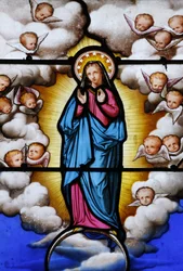 Vidriera en la catedral de Saint-Louis: Virgen María, Blois, Francia