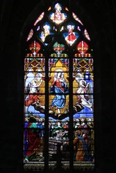 Vidriera. La Asunción de la Virgen, Bourges, Francia