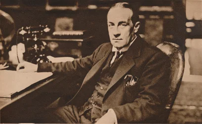 Stanley Baldwin, recién elegido Primer Ministro del Reino Unido, mayo 1923