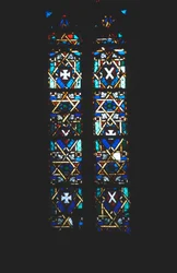 Estrella de David en ventana de iglesia de vidrio teñido, Barcelona, España