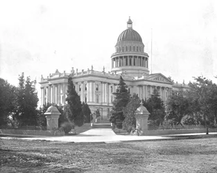 Capitolio del Estado, Sacramento, California, EE.UU., c. 1900