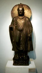 Estatua de Buda, de Garvara, India, siglo II