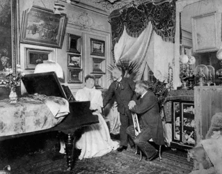 Stéphane Mallarmé, poeta y crítico francés, c1890s
