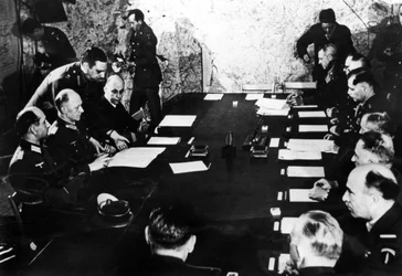 Rendición de la Alemania nazi, Reims, Francia, 7 de mayo de 1945