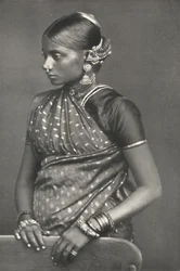 Tamulin con joyas, 1926