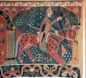 Fragmento de tapiz que muestra a un jinete vikingo