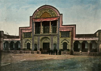 Teherán. Puerta del Palacio del Shah, 1900