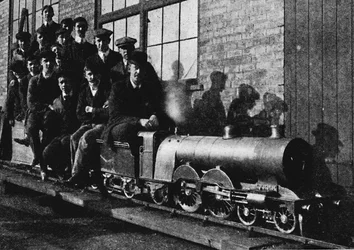 Prueba de una locomotora Atlántica en miniatura en Northampton, 1926