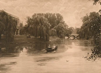 El Cam en Cambridge con el Trinity College, 1902