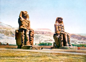 Los Colosos de Memnón, Egipto, siglo XX
