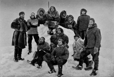 La Tripulación del Fram después de su Segundo Invierno. Alrededor del 24 de febrero de 1895, 1895-1897