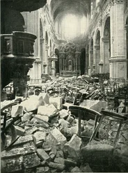 El daño hecho a la catedral de Cambrai, 1919