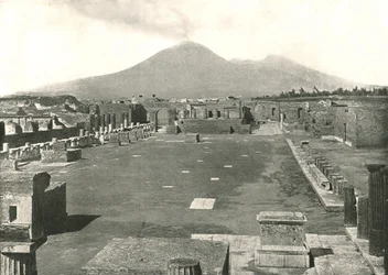 El Foro de Pompeya y el Vesubio, Italia, 1895