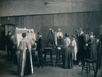 La Escuela de Arte de Glasgow, una de las salas de vida, c1900