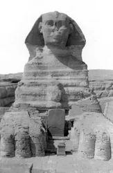 La Gran Esfinge de Giza, Egipto, mayo de 1949