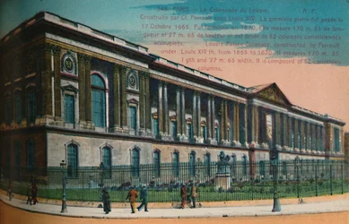 La Columnata del Palacio del Louvre, París, c. 1920